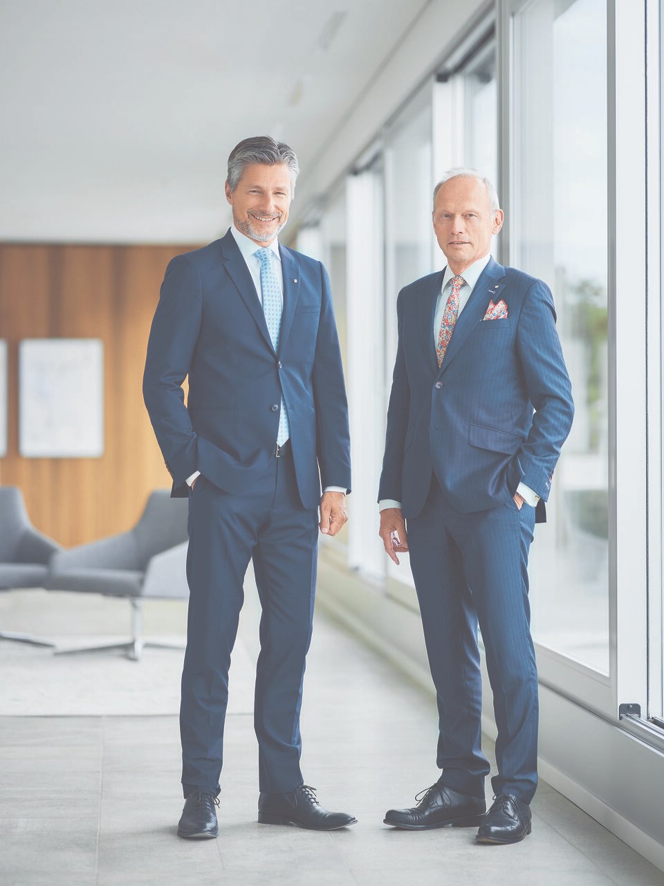 Dr. Jörg Müller-Ganz, Bankpräsident (r.) und Urs Baumann, CEO (l.)